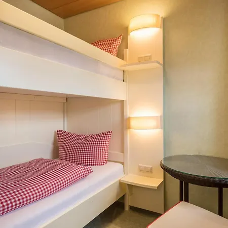 Trostelhof 4 * Salem (Baden-Wurttemberg)